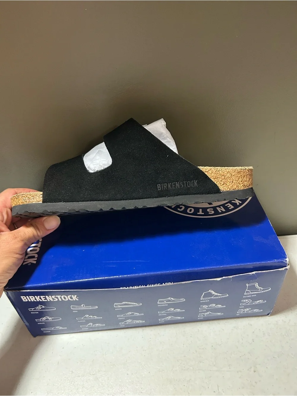 New Birkenstock Arizona women’s black suede sandals size 40 EU 9-9.5 Narrow